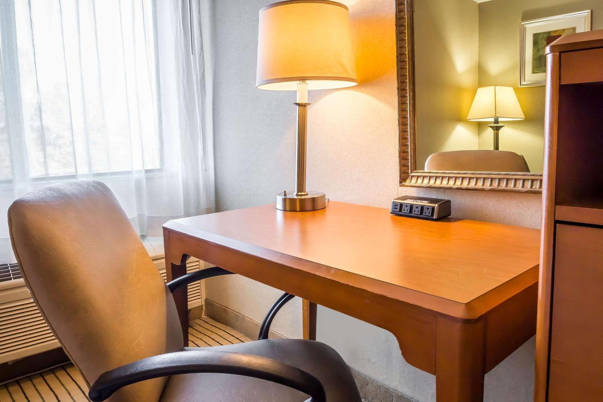 Quality Inn Spring Valley - Nanuet מראה חיצוני תמונה
