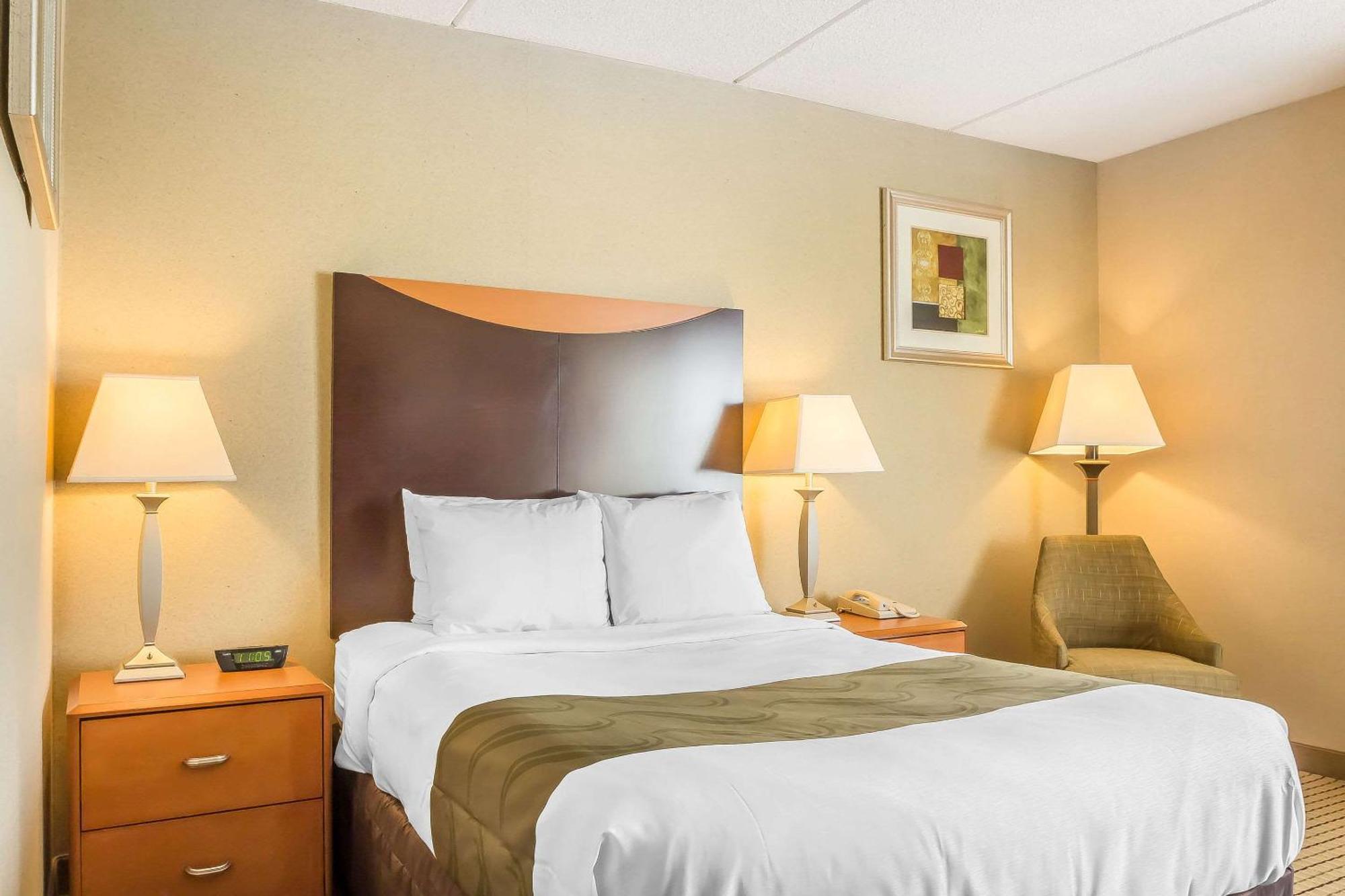 Quality Inn Spring Valley - Nanuet מראה חיצוני תמונה